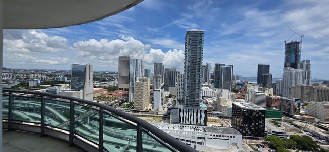 350 S Miami Ave 3213, Miami, FL 33130