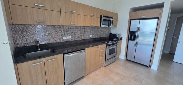 350 S Miami Ave 3213, Miami, FL 33130