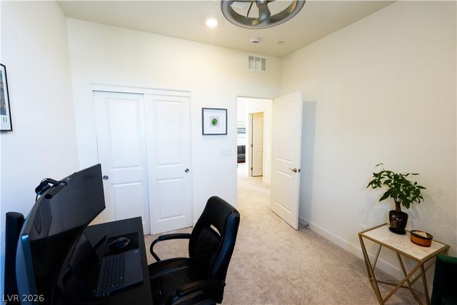 1563 Crested Eagle Street, Las Vegas, NV 89138