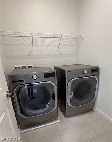 1563 Crested Eagle Street, Las Vegas, NV 89138