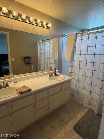 7050 Orange Grove Lane, Las Vegas, NV 89119