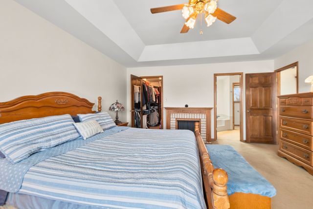 15631 Harbor Town Drive, Orland Park, IL 60462