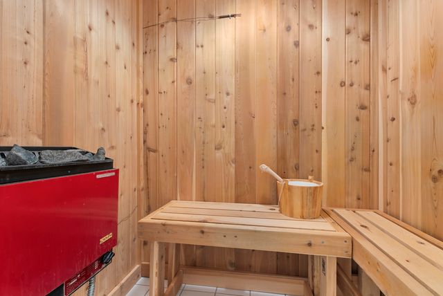 15631 Harbor Town Drive, Orland Park, IL 60462