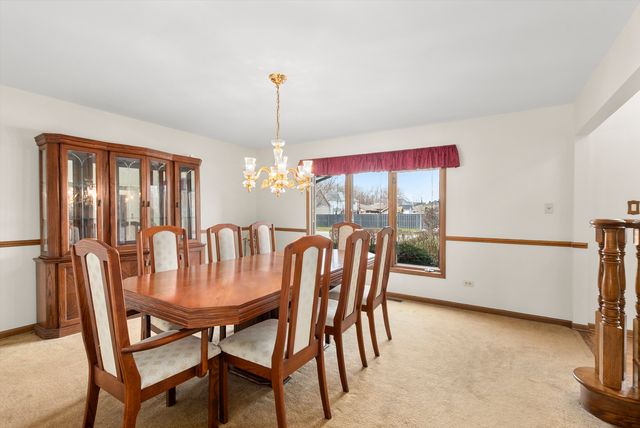 15631 Harbor Town Drive, Orland Park, IL 60462