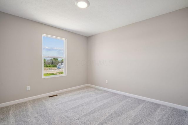 1088 Quarry Oak Drive, Grove City, OH 43123