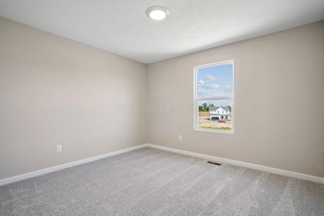 1088 Quarry Oak Drive, Grove City, OH 43123