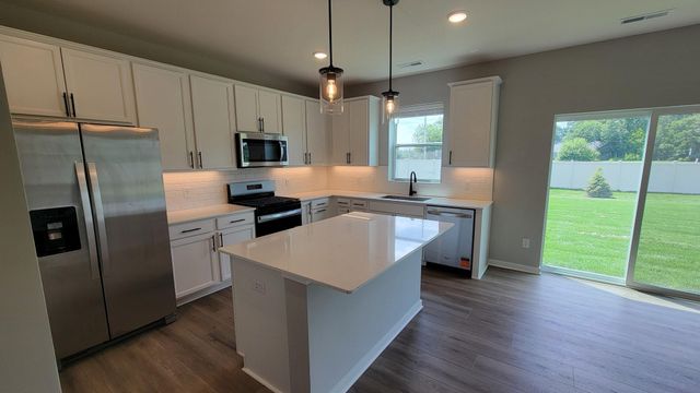 12614 Erskin Street NE, Blaine, MN 55449