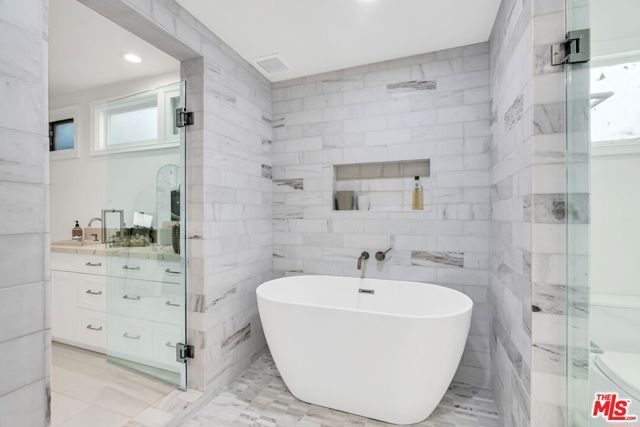 701 N Sierra Drive, Beverly Hills, CA 90210