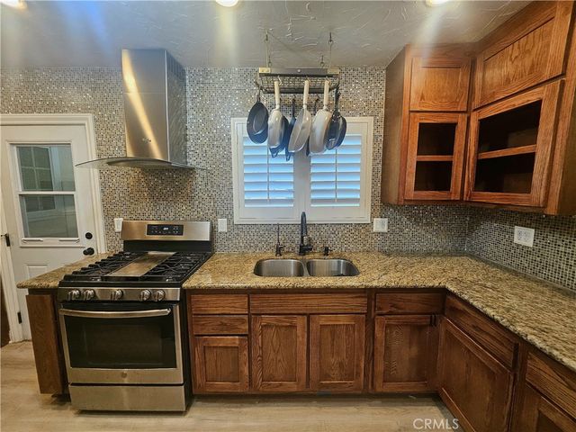 2330 Saint Joseph, Long Beach, CA 90815