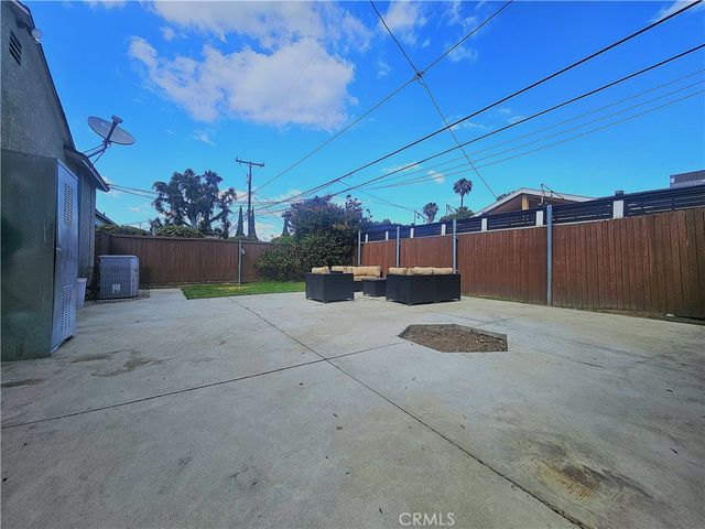 2330 Saint Joseph, Long Beach, CA 90815