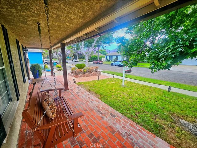 2330 Saint Joseph, Long Beach, CA 90815