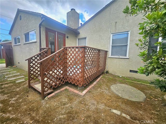 2330 Saint Joseph, Long Beach, CA 90815