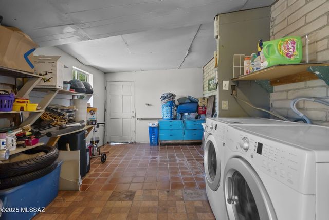 490 E Plaza Karina, Nogales, AZ 85621