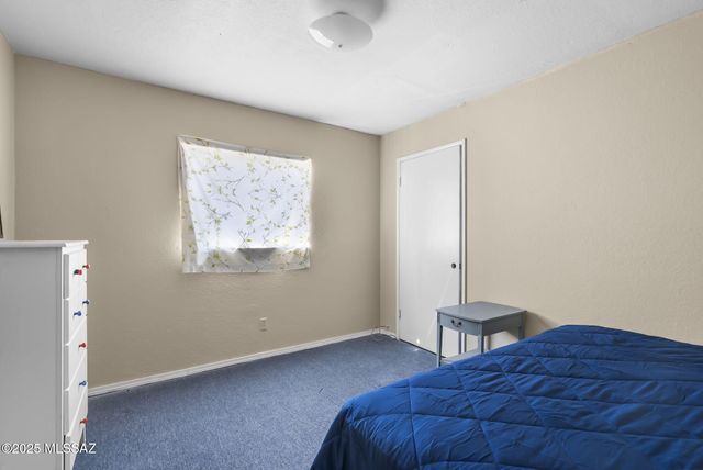 490 E Plaza Karina, Nogales, AZ 85621