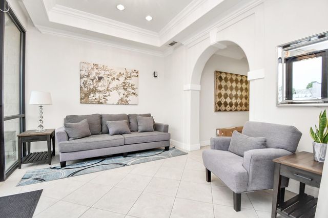 2120 Kipling Street 306, Houston, TX 77098