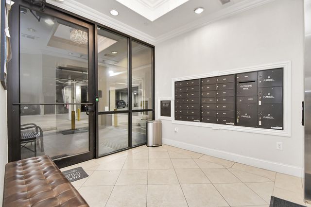 2120 Kipling Street 306, Houston, TX 77098