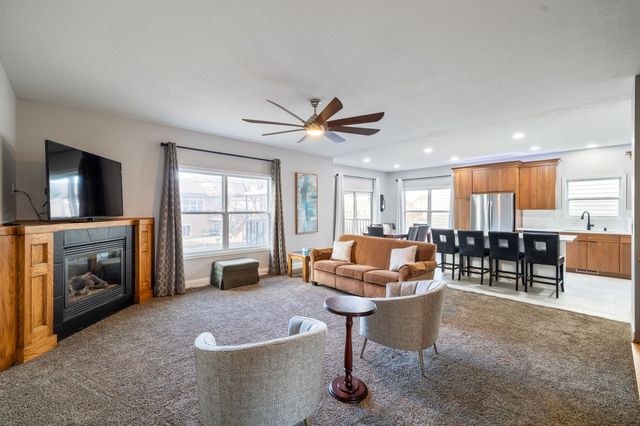 380 NE Cardinal Lane, Waukee, IA 50263