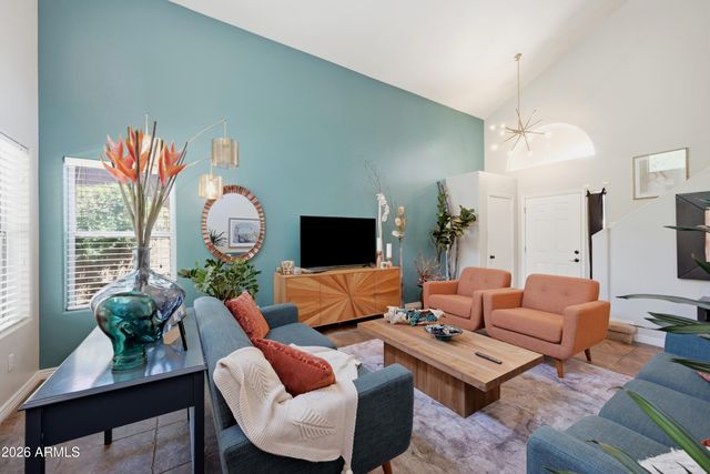 1330 E ANGELA Drive, Phoenix, AZ 85022