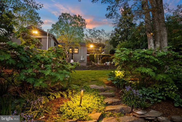 2006 SCROGGINS ROAD, Alexandria, VA 22302