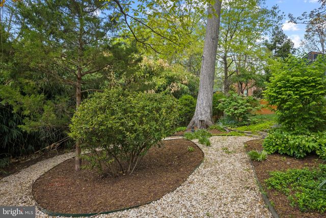 2006 SCROGGINS ROAD, Alexandria, VA 22302
