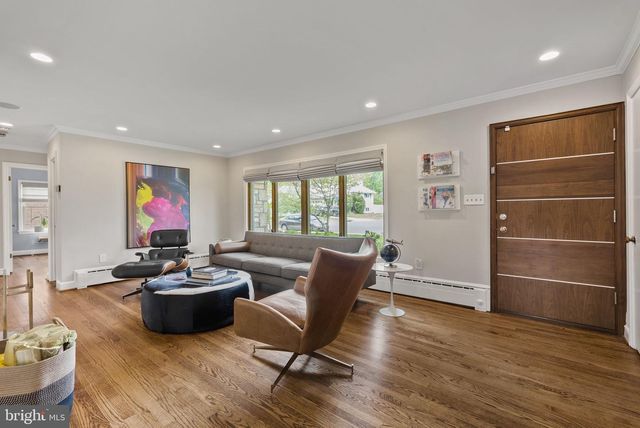 2006 SCROGGINS ROAD, Alexandria, VA 22302