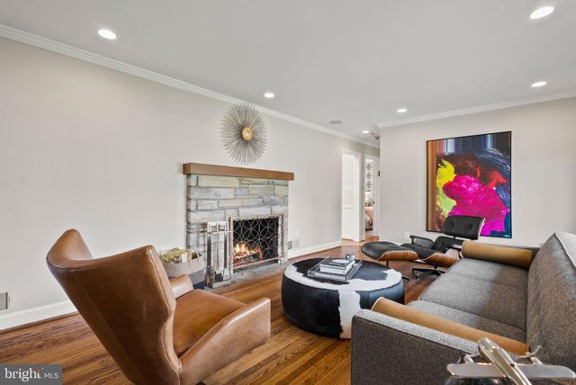 2006 SCROGGINS ROAD, Alexandria, VA 22302