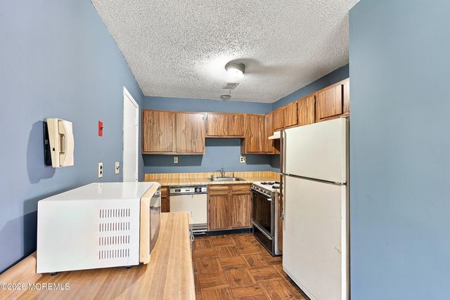 17 Reef Place, Brick, NJ 08723