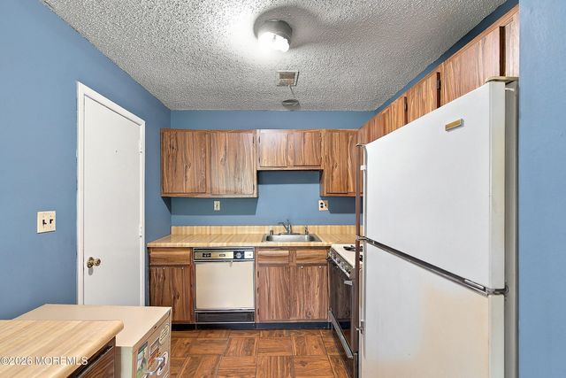 17 Reef Place, Brick, NJ 08723