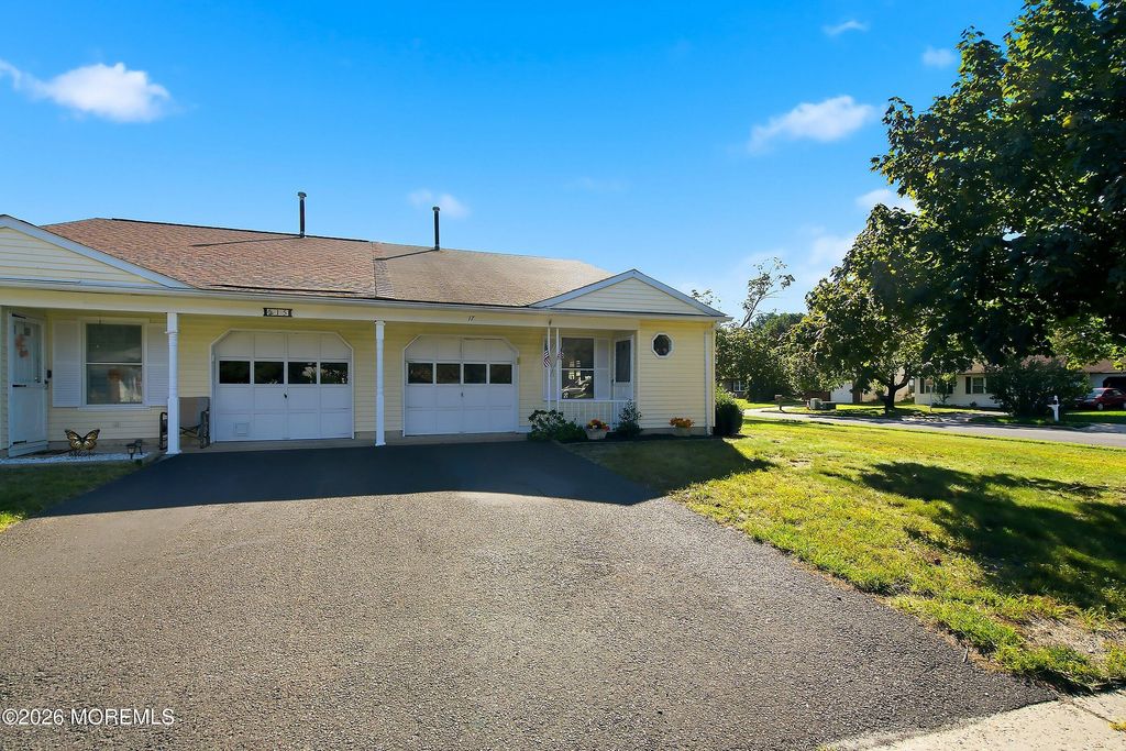 17 Reef Place, Brick, NJ 08723