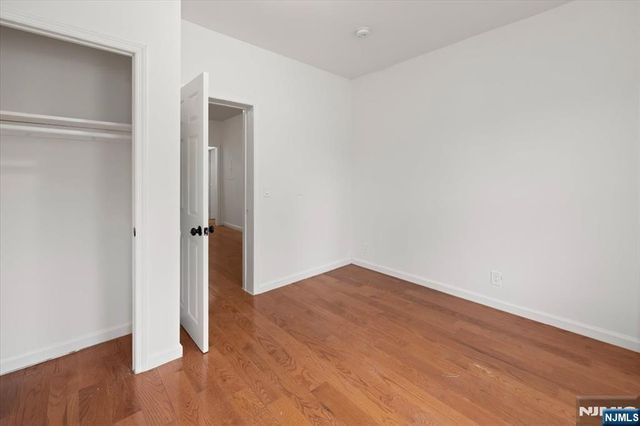 533 S Clinton Street, East Orange, NJ 07018