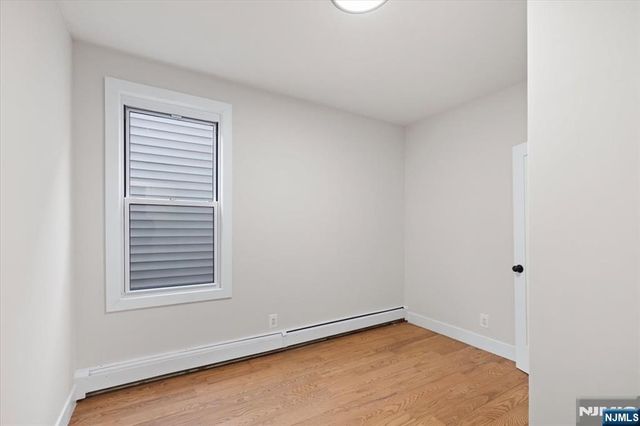 533 S Clinton Street, East Orange, NJ 07018