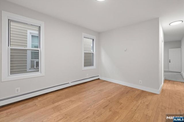 533 S Clinton Street, East Orange, NJ 07018