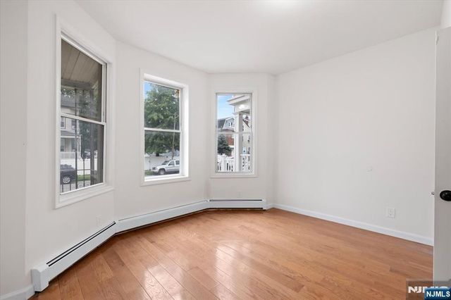 533 S Clinton Street, East Orange, NJ 07018