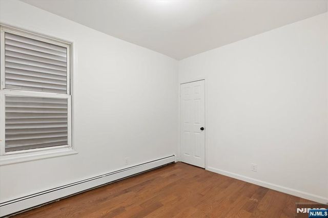 533 S Clinton Street, East Orange, NJ 07018