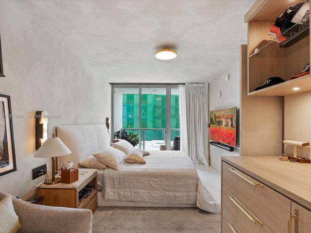 9521 E Bay Harbor Dr 705, Bay Harbor Islands, FL 33154