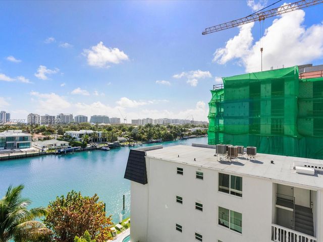 9521 E Bay Harbor Dr 705, Bay Harbor Islands, FL 33154