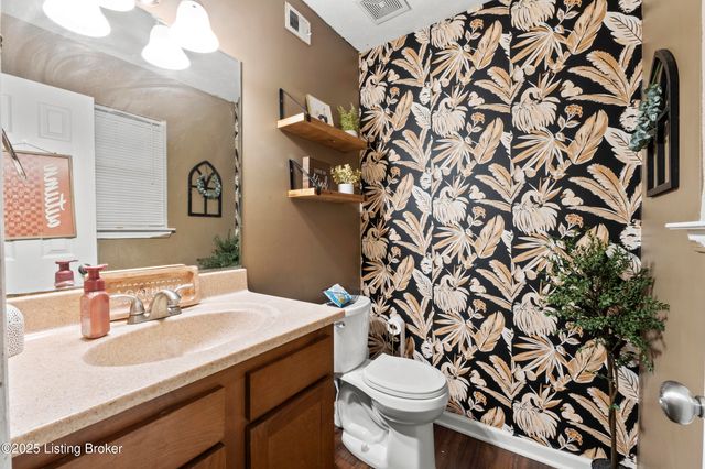 6012 Grandel Pointe Ct, Louisville, KY 40258