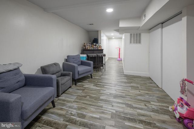 103 MIDDLESEX ST, Gloucester City, NJ 08030