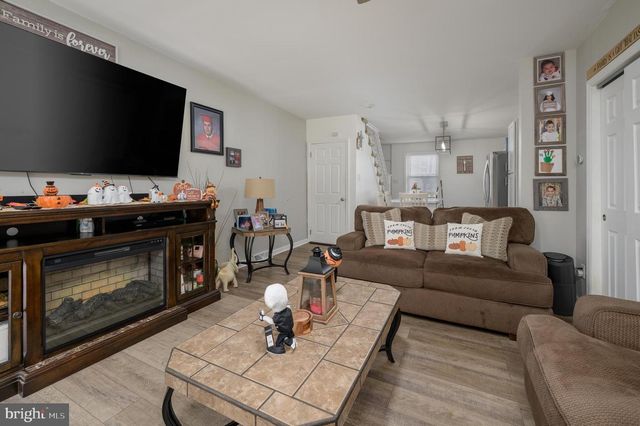 103 MIDDLESEX ST, Gloucester City, NJ 08030