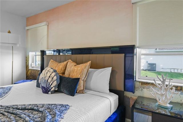 2423 Everest PKWY, Cape Coral, FL 33904