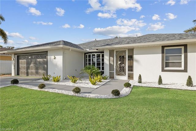 2423 Everest PKWY, Cape Coral, FL 33904