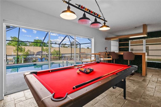 2423 Everest PKWY, Cape Coral, FL 33904
