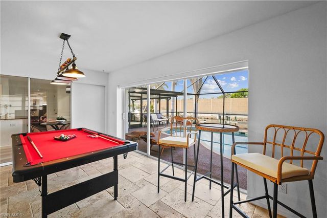 2423 Everest PKWY, Cape Coral, FL 33904