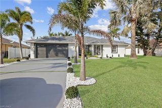 2423 Everest PKWY, Cape Coral, FL 33904