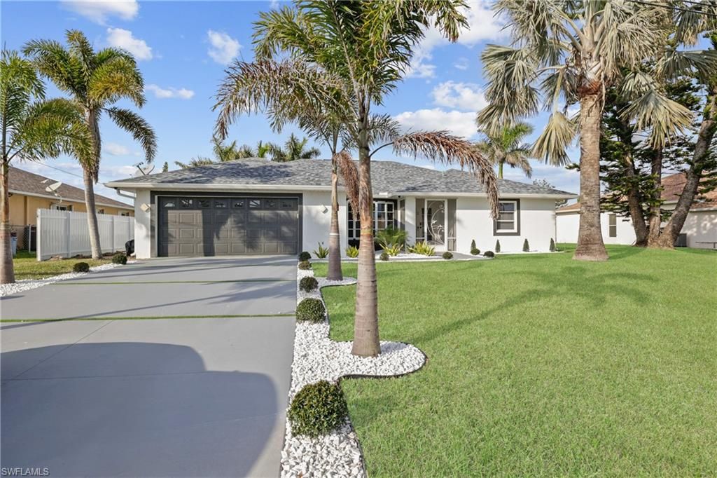 2423 Everest PKWY, Cape Coral, FL 33904