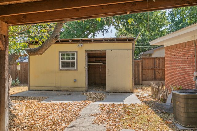 1306 N Floyd Road, Richardson, TX 75080