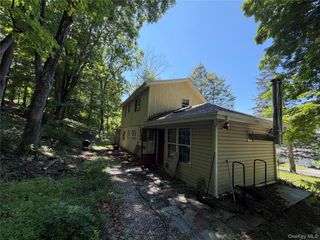 34 Upper Hillman Road, Warwick, NY 10990