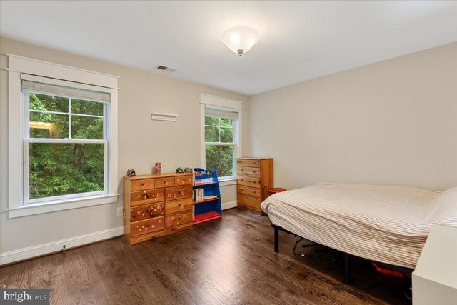 6619 BYRNES DR, Mclean, VA 22101