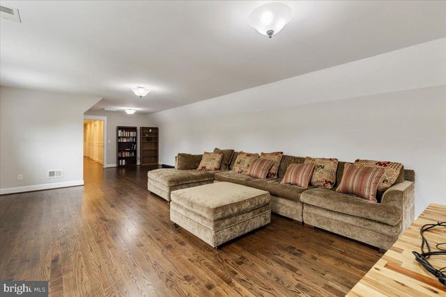 6619 BYRNES DR, Mclean, VA 22101