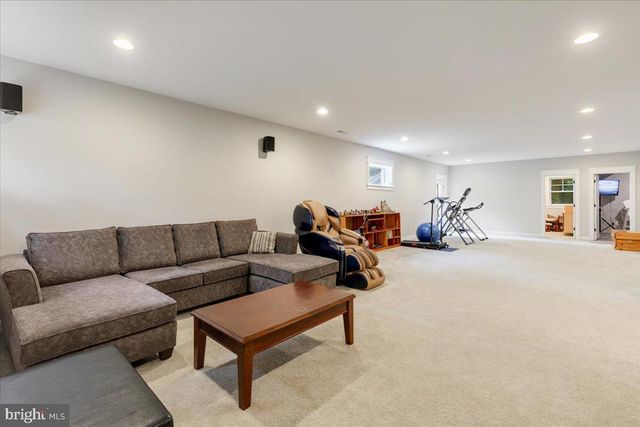 6619 BYRNES DR, Mclean, VA 22101